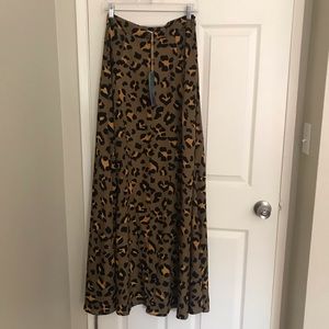 Leopard print maxi skirt